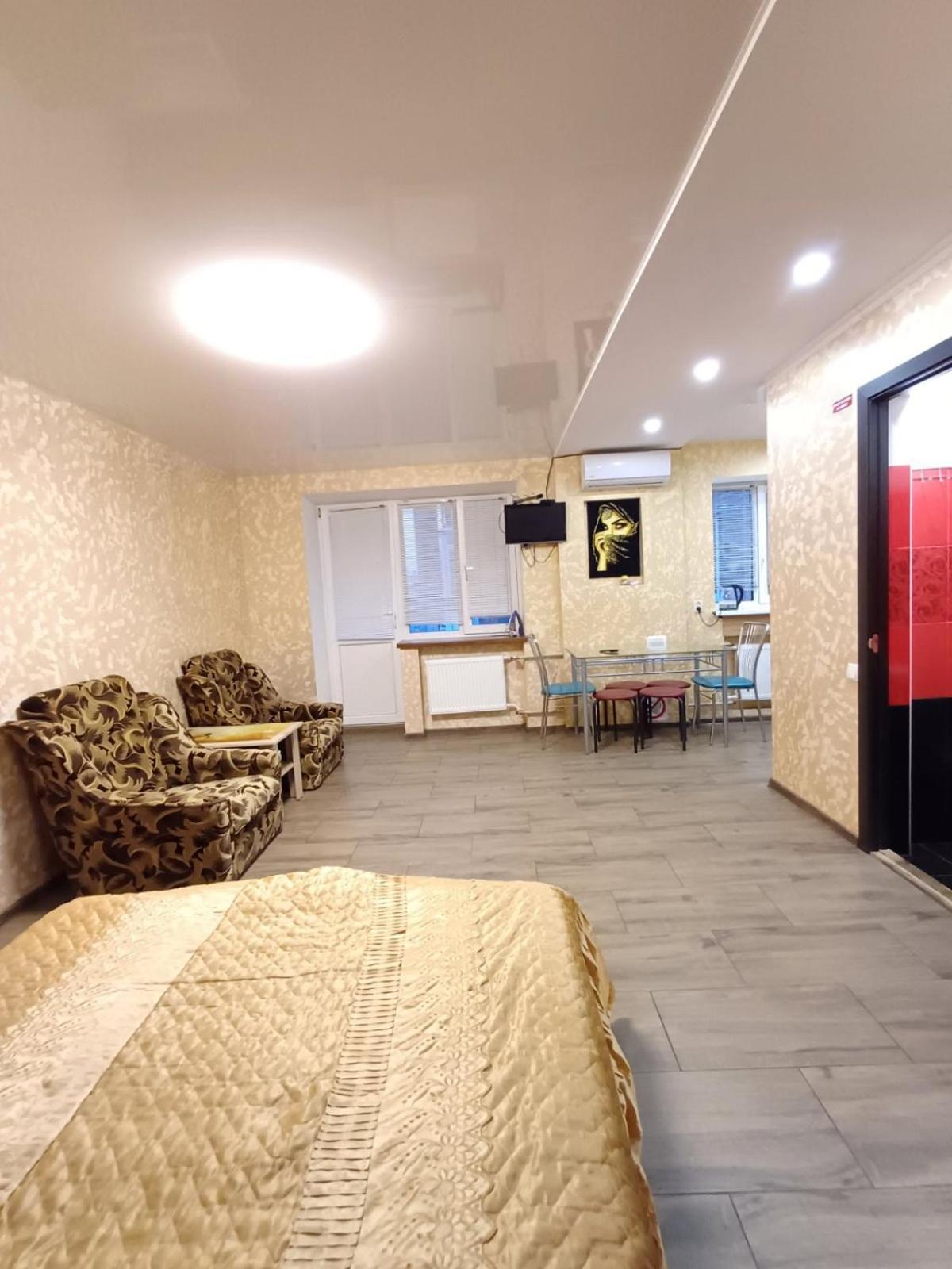 Большая 3 Комнатная Квартира Cherkasy Exterior photo